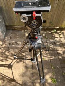 Tripod Sachtler Hot Pod , plus Head Video 18 III 