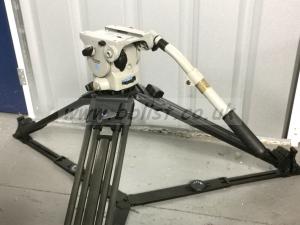 Vinten CF Tripod with Vision 8 Head and Manfrotto Bag 