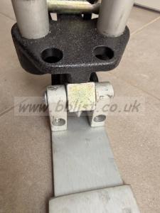 Ronford Medium Duty tripod legs  and spreader 