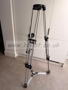 Ronford Medium Duty tripod legs  and spreader 