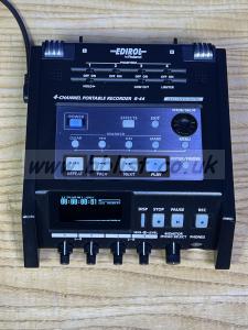 Edirol Roland R-44 Solid-State audio recoder 